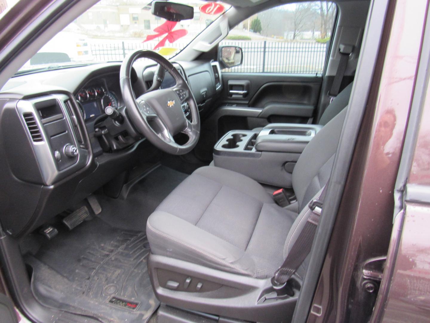 2016 Brown /Gray Chevrolet Silverado 1500 LT Texas Edition (3GCPCREC6GG) with an 5.3L V8 OHV 16V engine, Automatic transmission, located at 215 Milton St, Dedham, MA, 02026, (781) 329-5144, 42.241905, -71.157295 - Photo#13